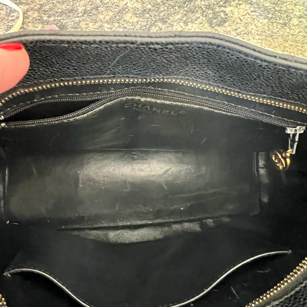 Chanel Medallion Tote Bag - Picture 9 of 17